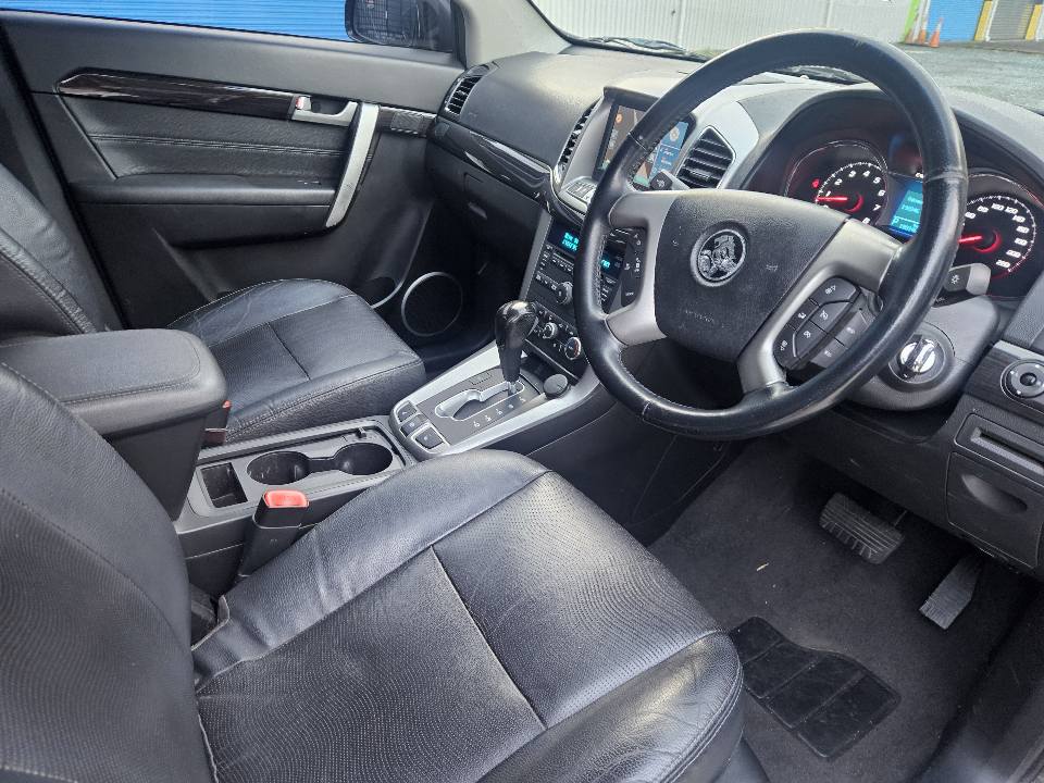 2013 Holden Captiva LTZ easy finance 9.jpg